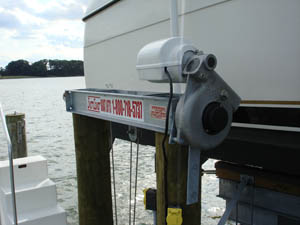 Eight Piling Boat Lifts